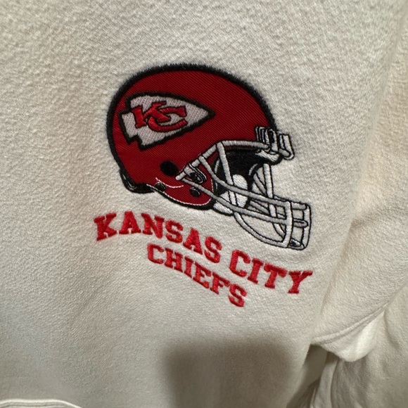 Kansas City Chiefs Hoodie - Picture 5 of 7
